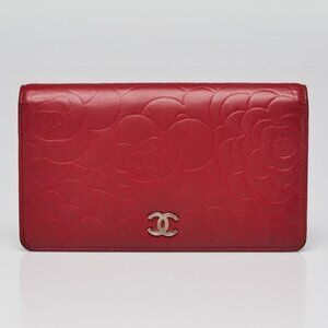 Chanel Red Camellia Embossed Lambskin Leather L Yen Wallet